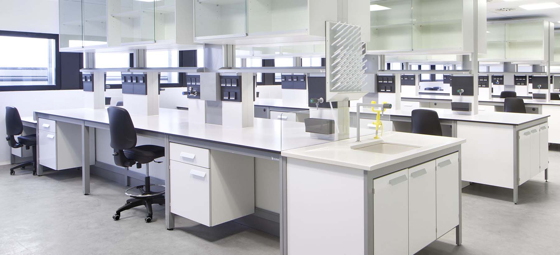 Podrido Acera Instrumento Mobiliario de Laboratorio | Glass Chemicals | Material y Equipos Especiales  de Laboratorio